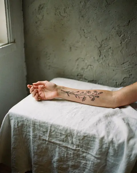 Wild flowers, forearm